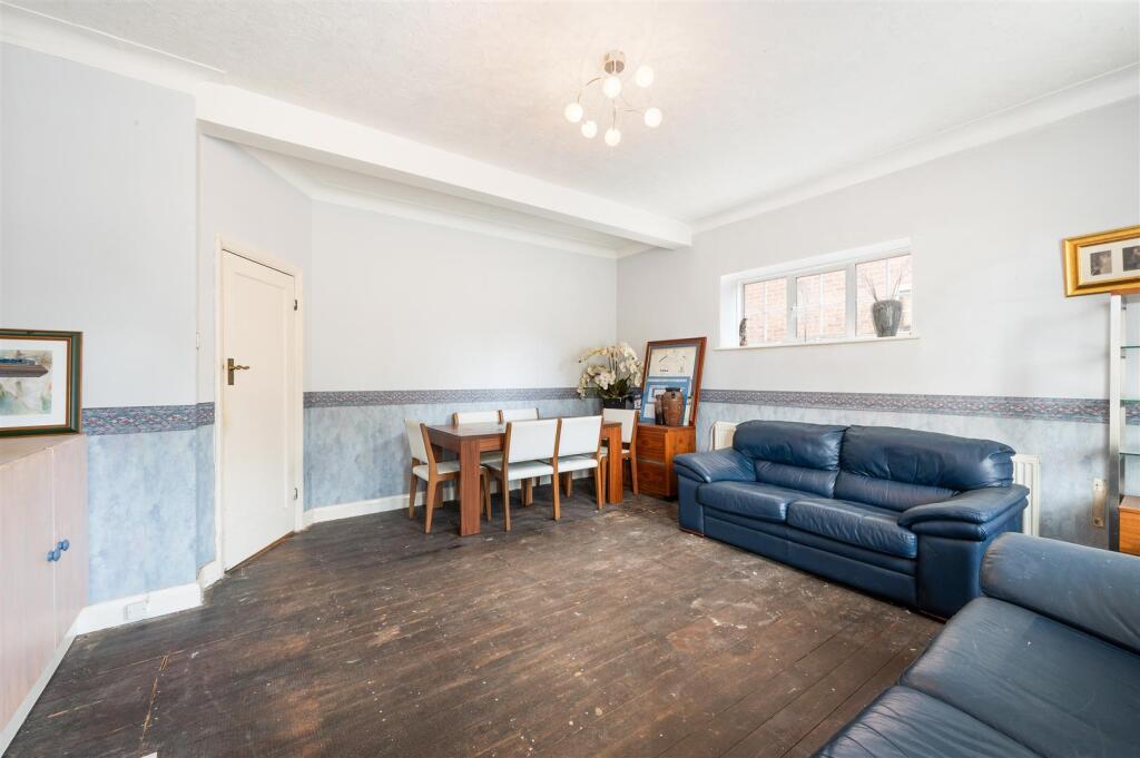 CHEAM MANSIONS 10  (3).jpg