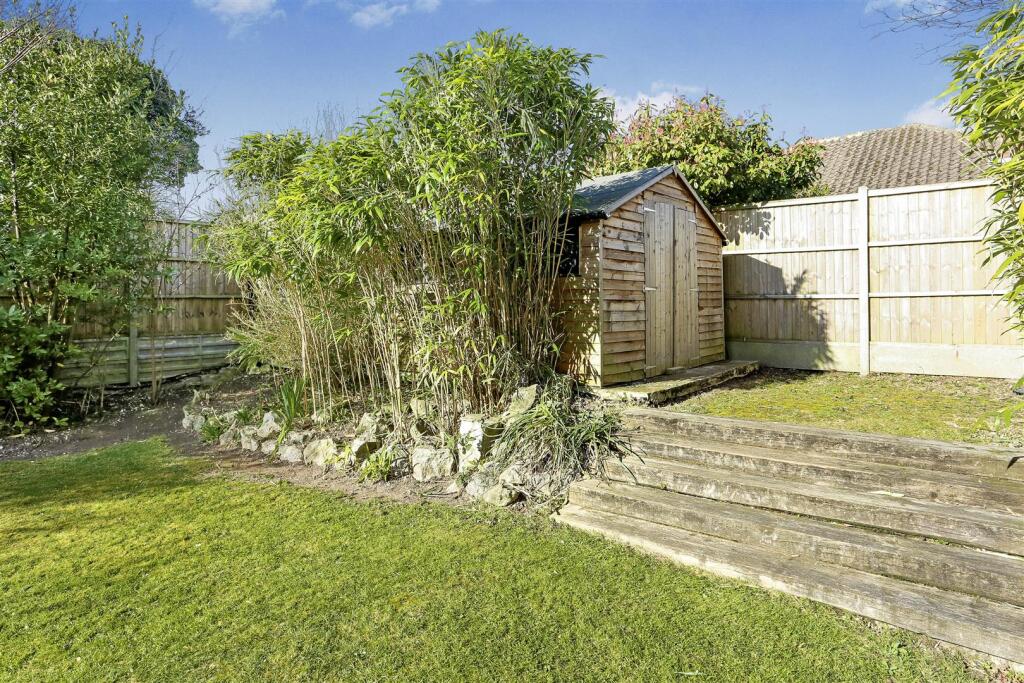 1428771084 -  33.jpg