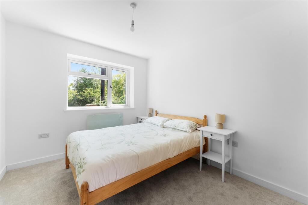 1.6 - bedroom.jpg