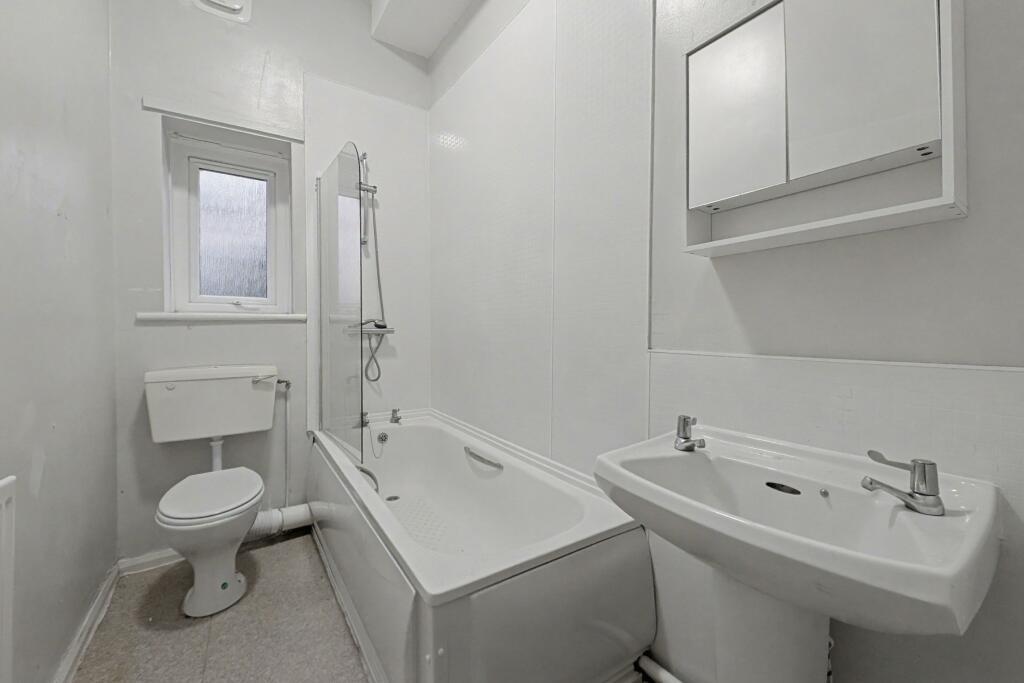 1/1A Tynevale Terrace, Bensham, Gateshead, Tyne &amp; Wear, NE8 2XY