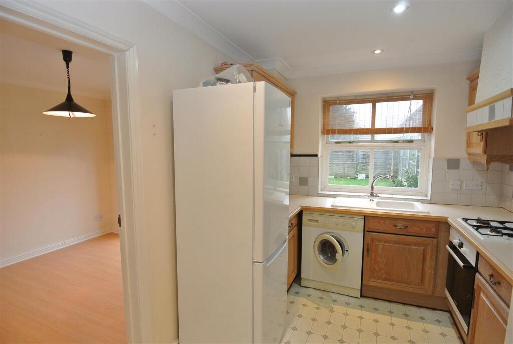 Kitchen Dining Room.JPG