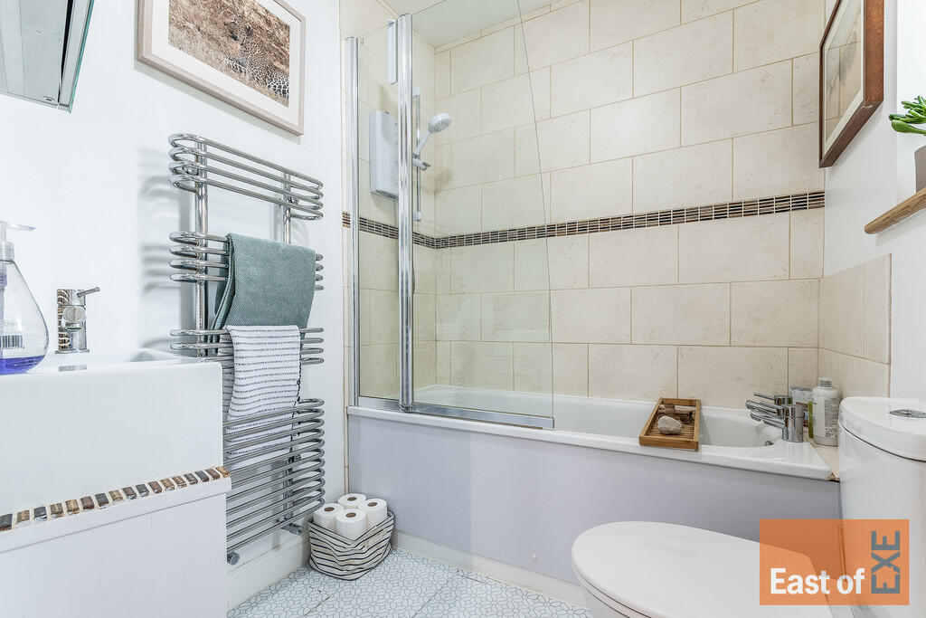 5 Cott Park - Web...