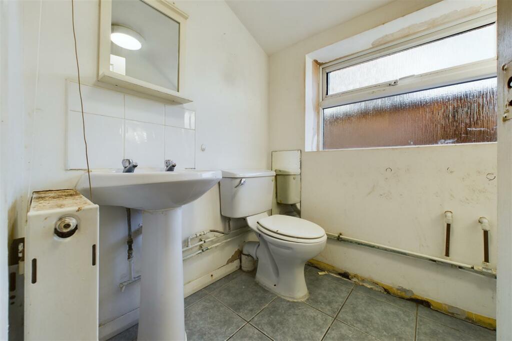 63 Great Western Road, City Centre Gloucester GL1 