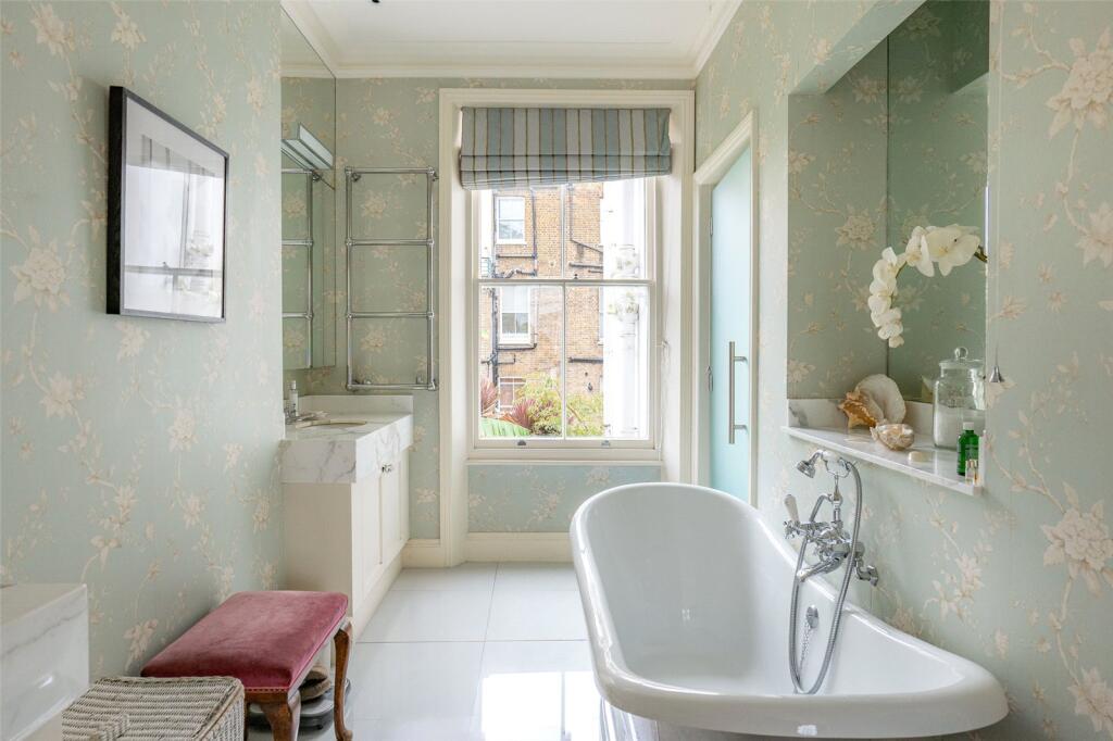 Principal Ensuite