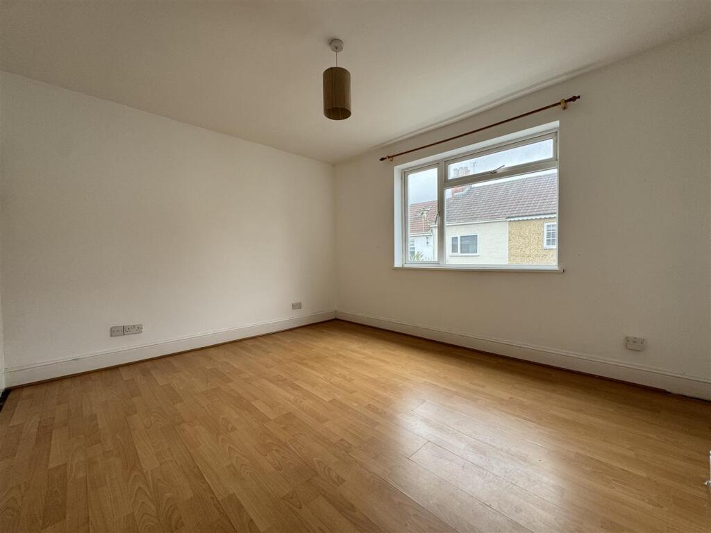 Photo 27-08-2025, 12 12 20.jpg