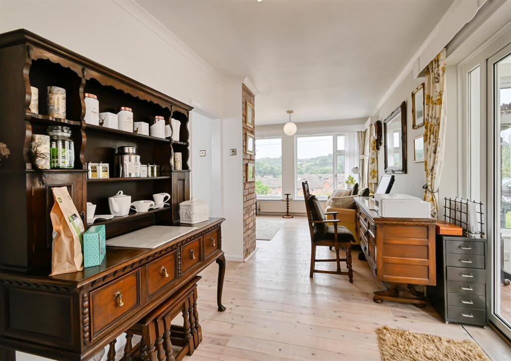 1 St James Drive-04.jpg