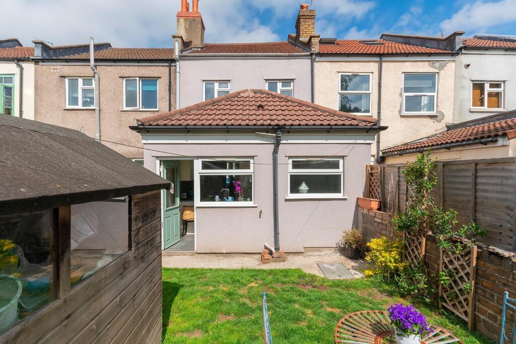 2H0RSW - External F.jpg