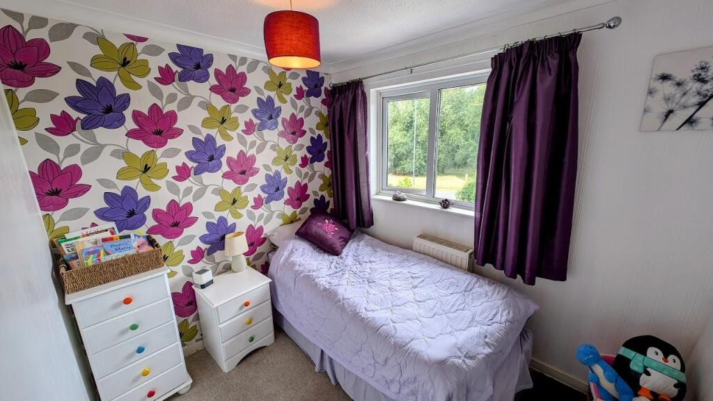 3 Mountbatten bed 3.jpg