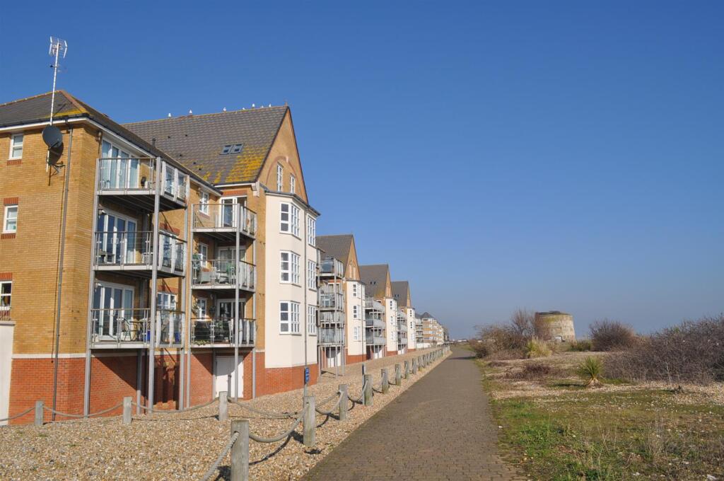 Beach Front Elevation of Block