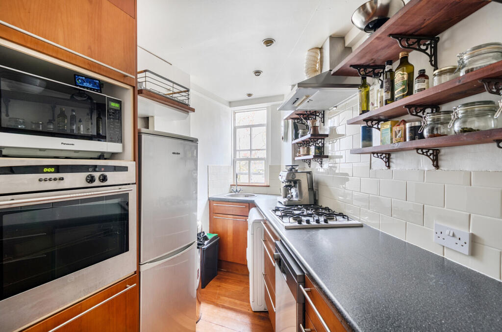 1384291-5-692445b...