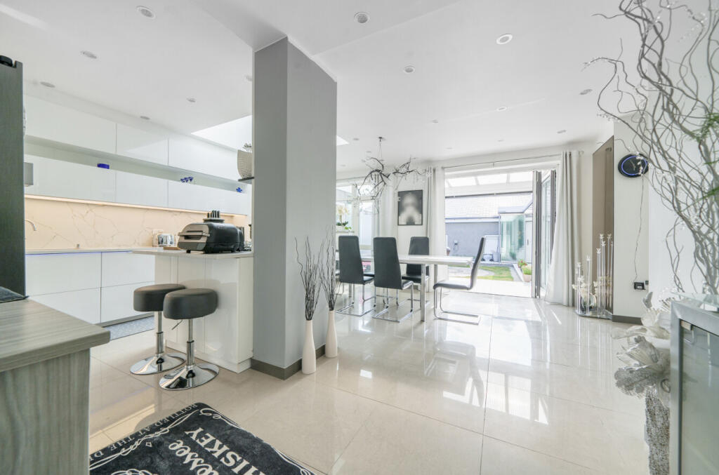 1314667-13-685c2f...