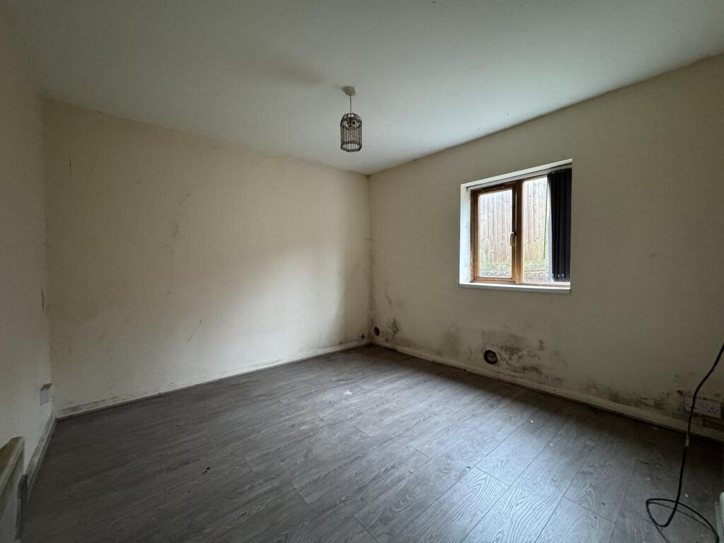 Bedroom (25A)