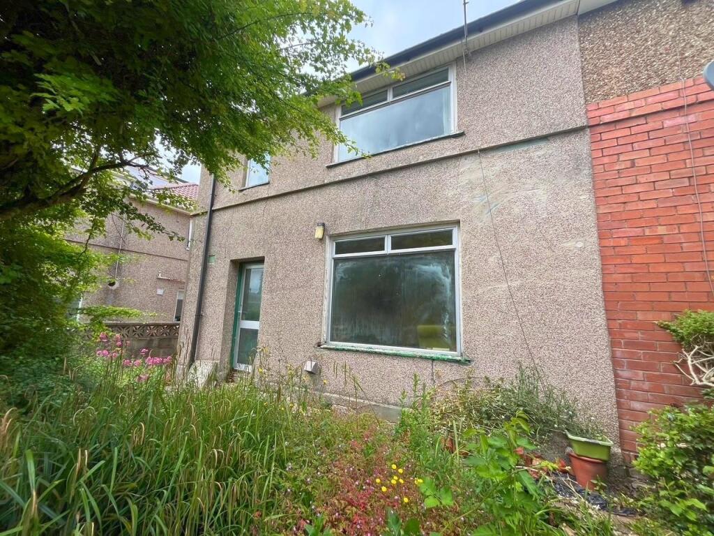 Rear view of property.jpg