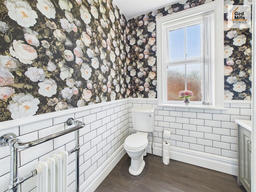 CAM04261G0-PR0044...