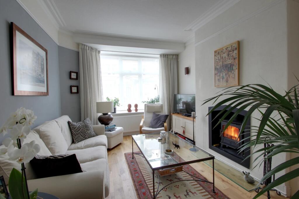 EweMove Harrogate Living Room