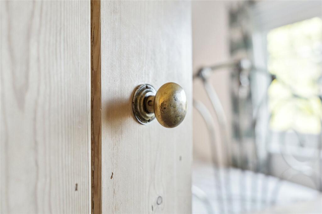 Handle