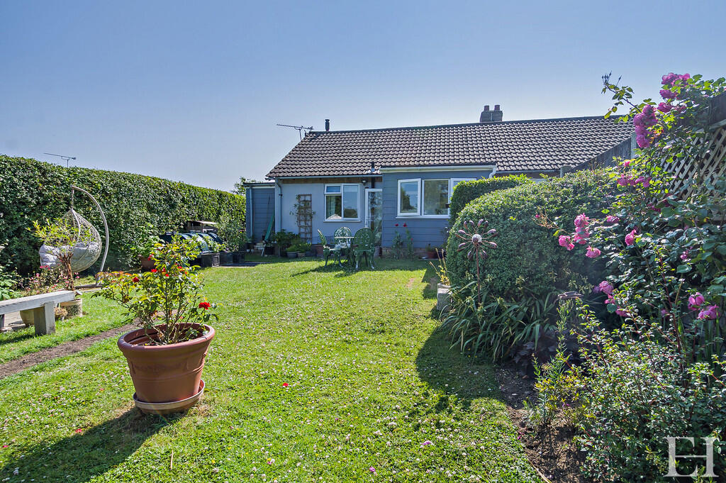 8652526-exteriorW...