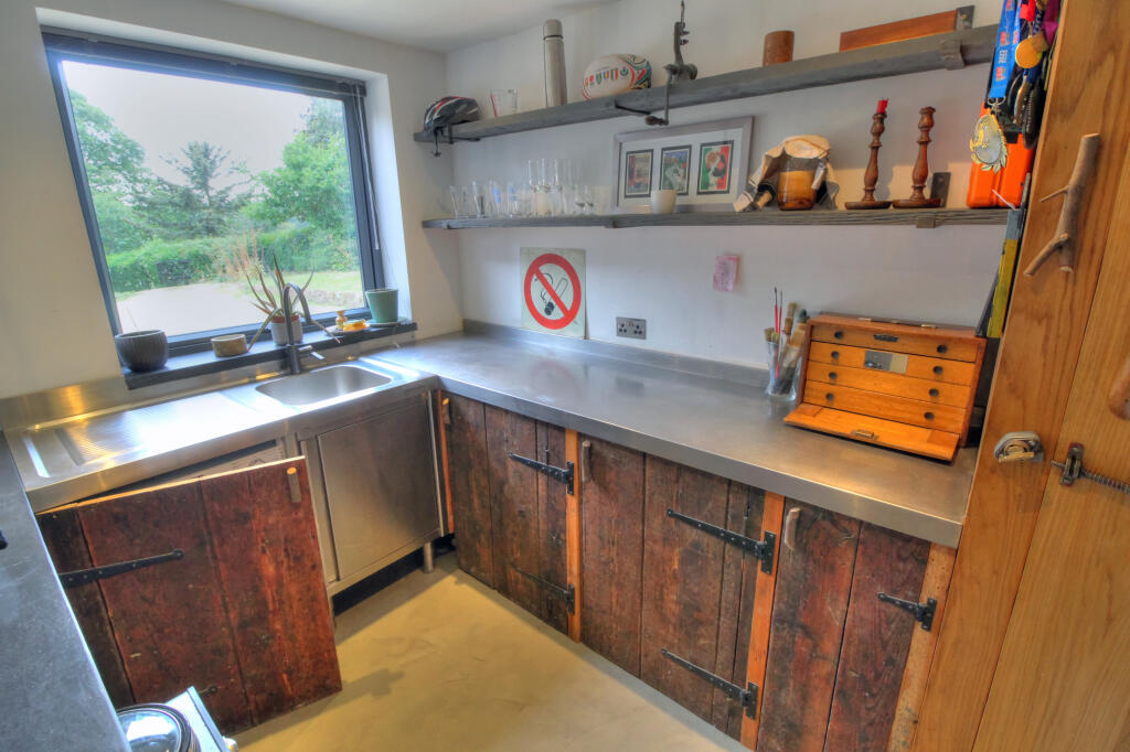 Laundry / Utility Room