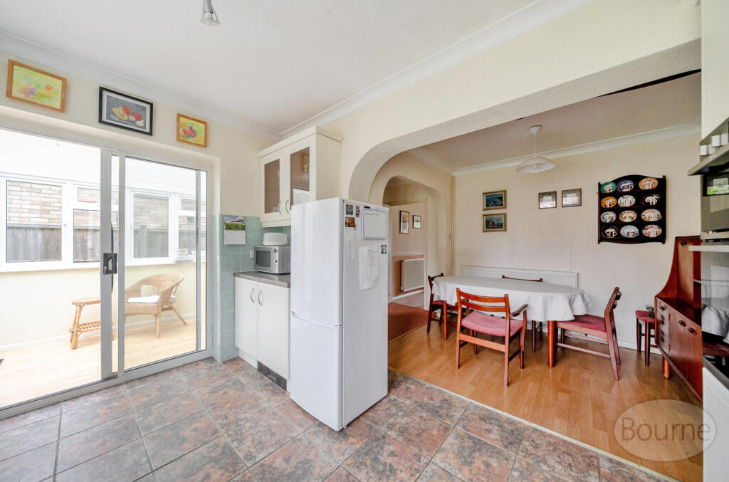 6154d5c3-5106-4c5...