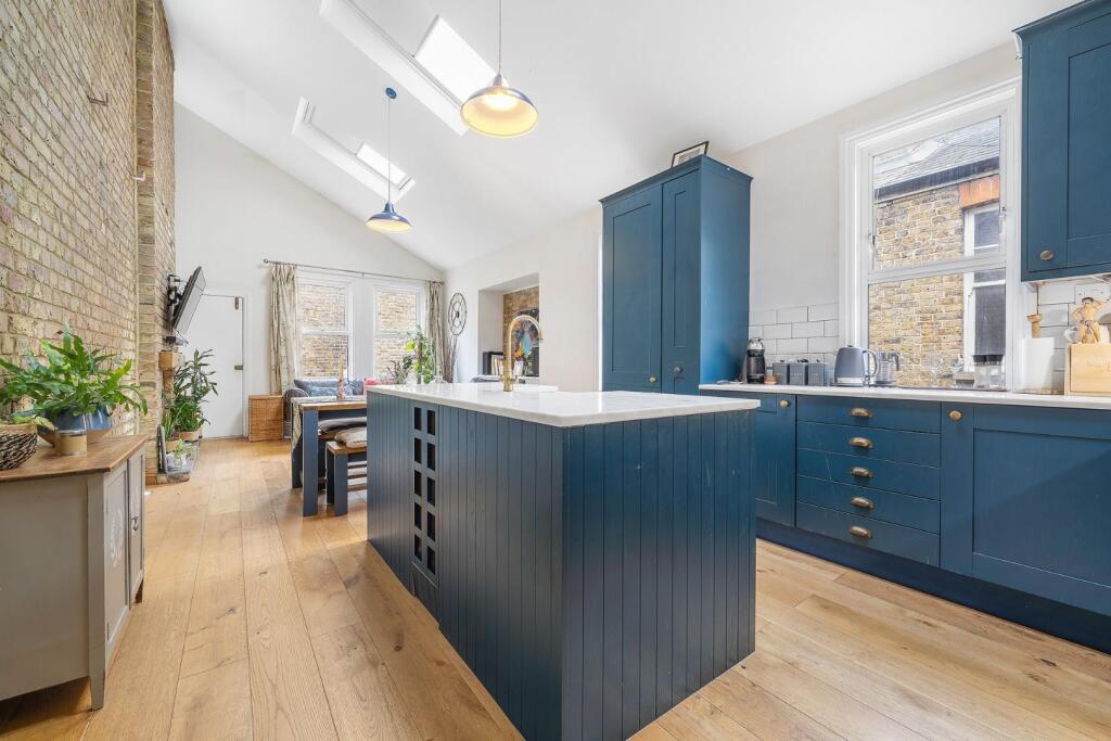 Kitchen/living room