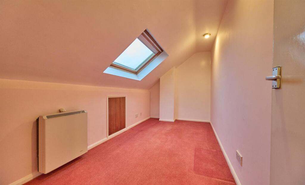 BEDROOM THREE TO FRONT