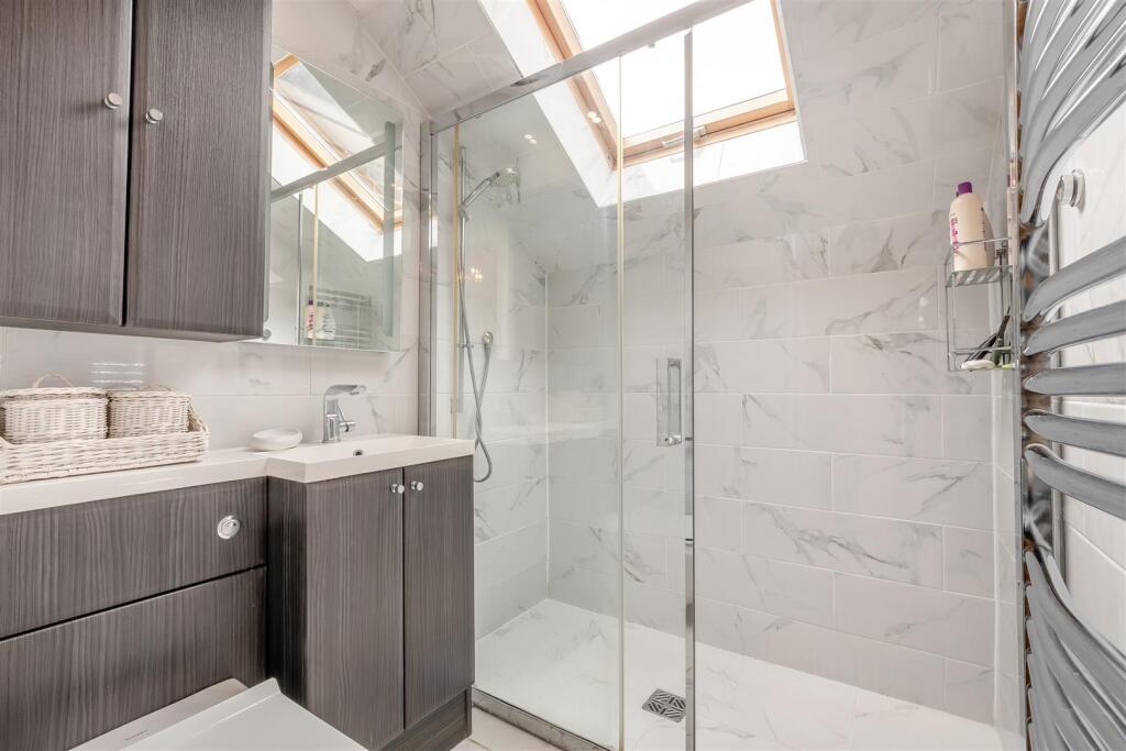 8663276-interior32.jpg