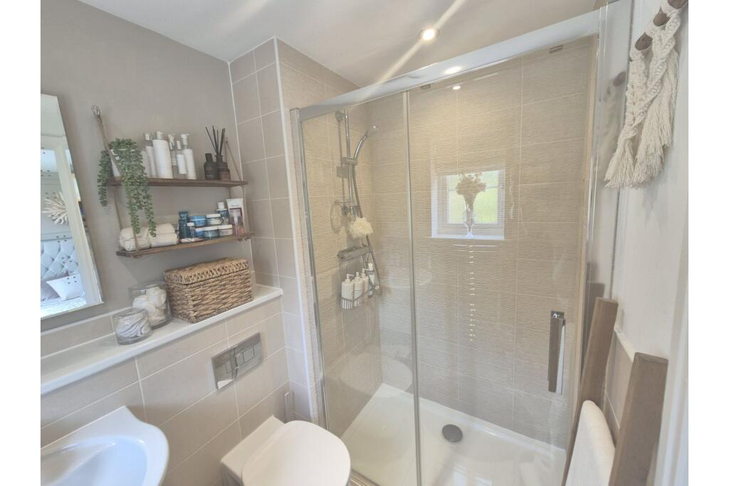 Master En-suite