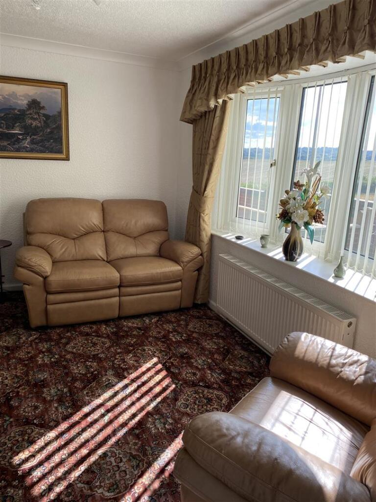 Lounge: