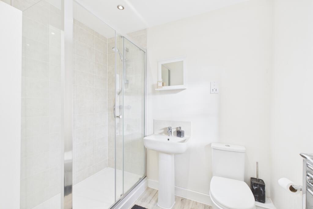 Ensuite Shower Room