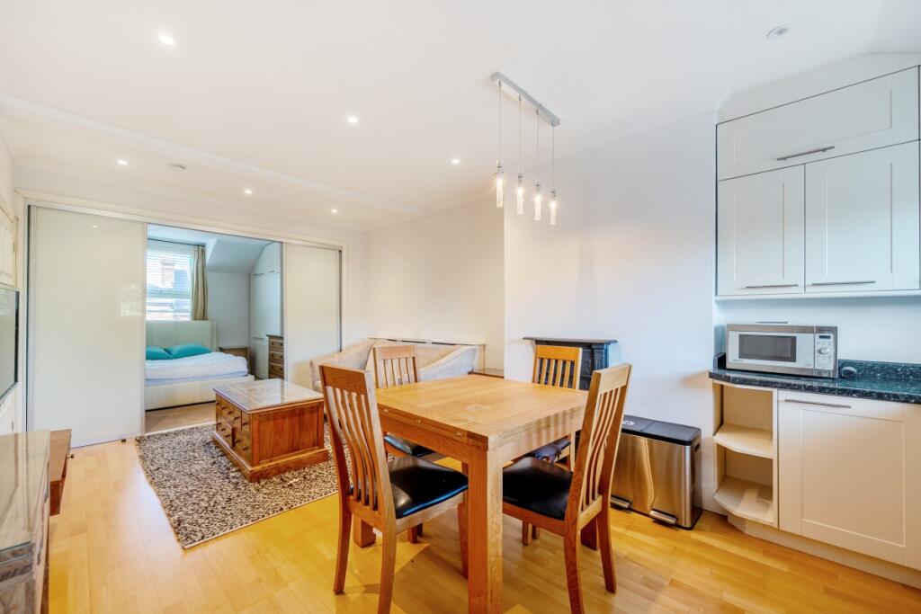 1360375-21-68d643...