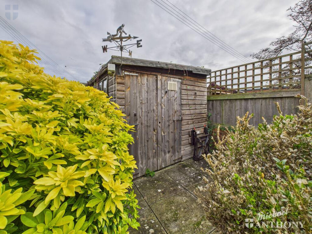 CAM03852G0-PR0455-STILL003-thumbnail-h750-70