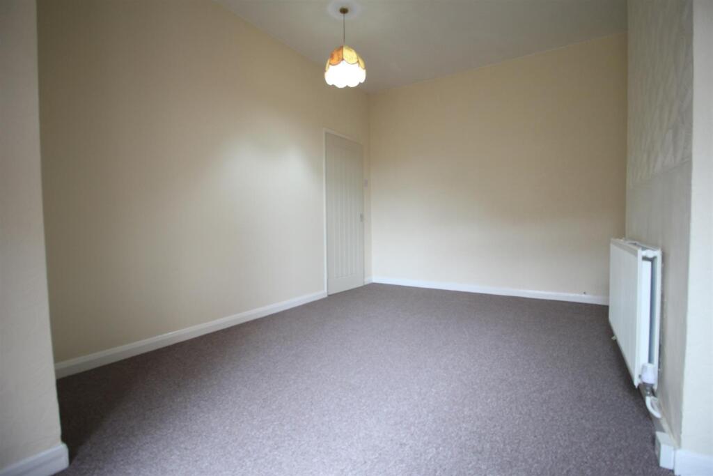 Dining room 2.JPG