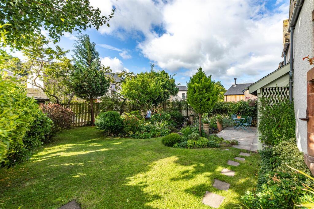 Townhead Farmhouse Newstead 35.jpg