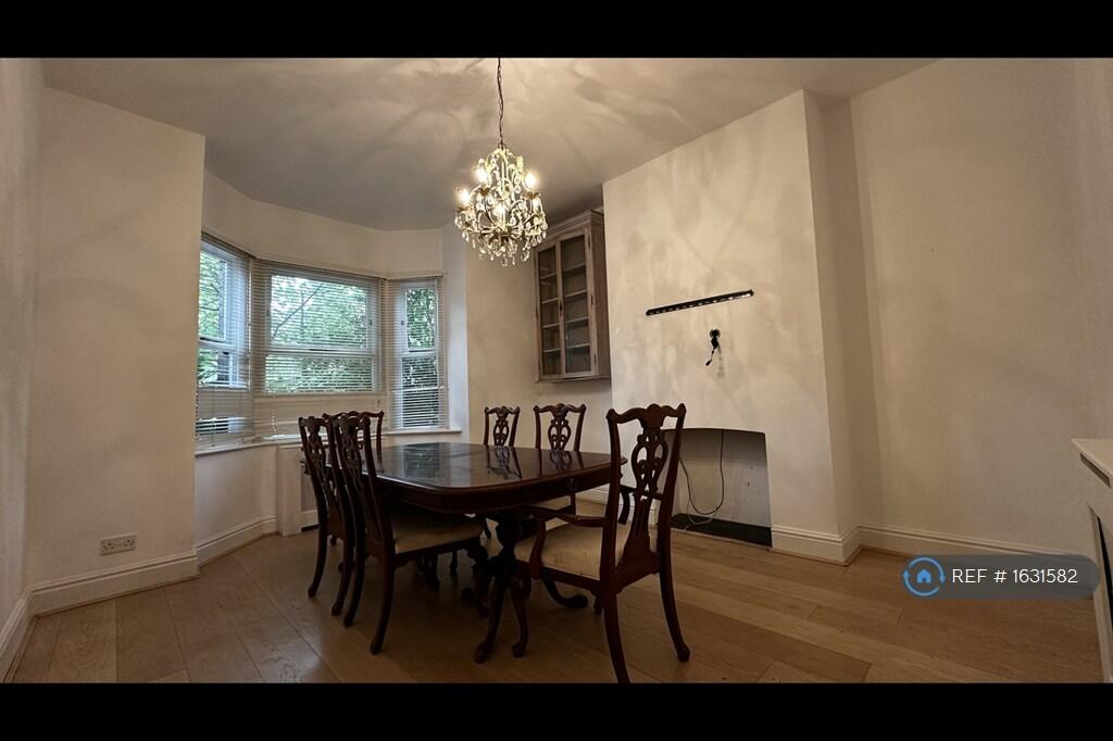 Reception Room (Dinning Room)