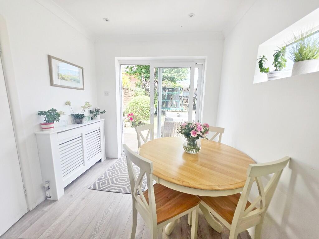 Breakfast Room