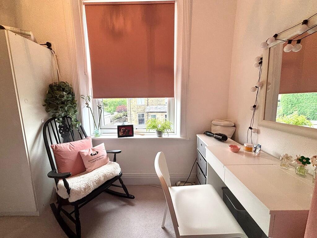 bedroom 1.
