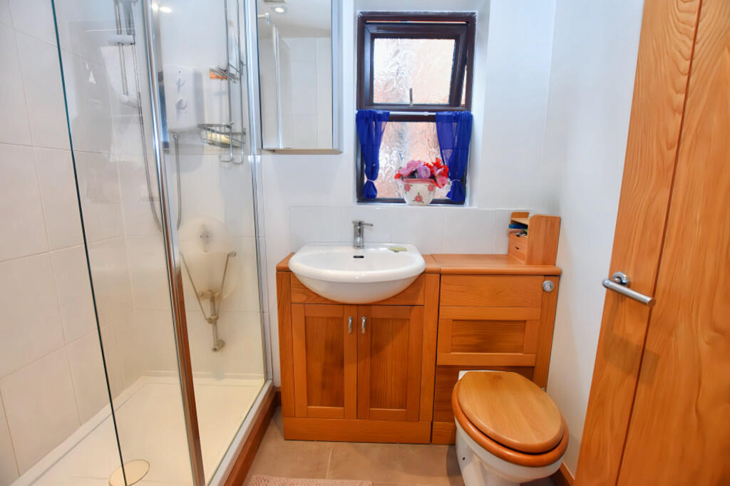 Bathroom 2