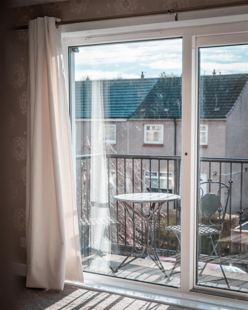 14 1L MYREKIRK TERR 280125 EDIT (3 of 43).jpg