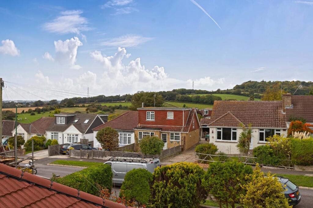 Mountview Road_3.jpg