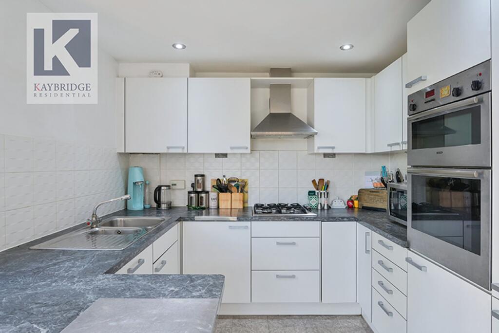 Boleyn Court Revere Way, Epsom - KT19 9RJ