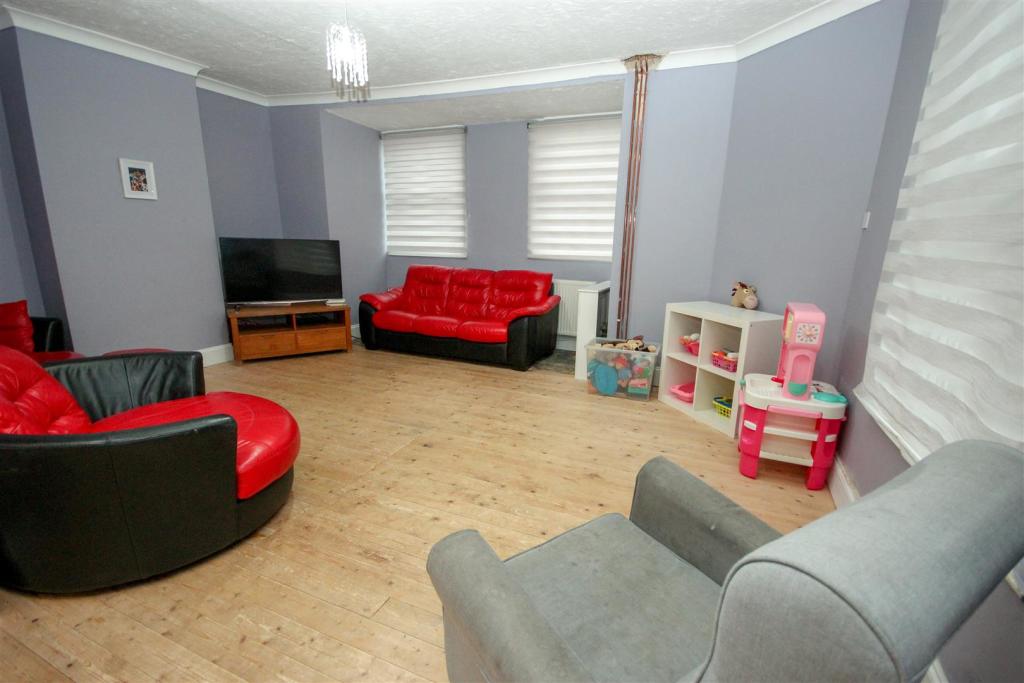 Lounge.jpg