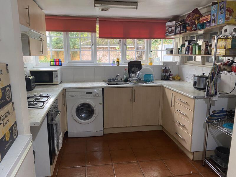Kitchen 1