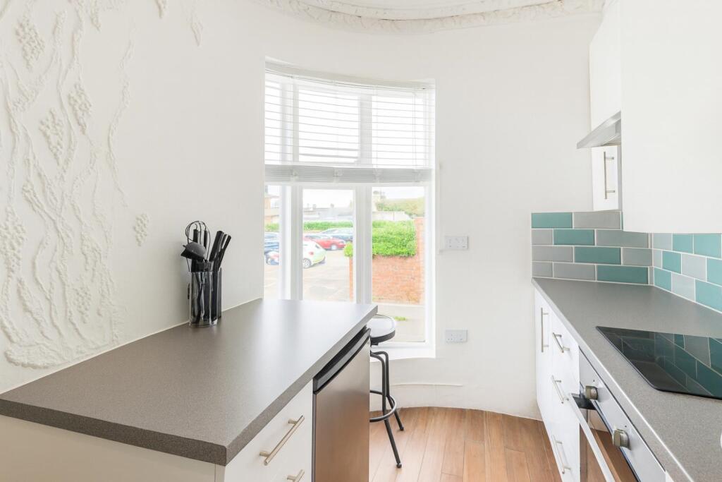 modern_kitchen_corner_marketing