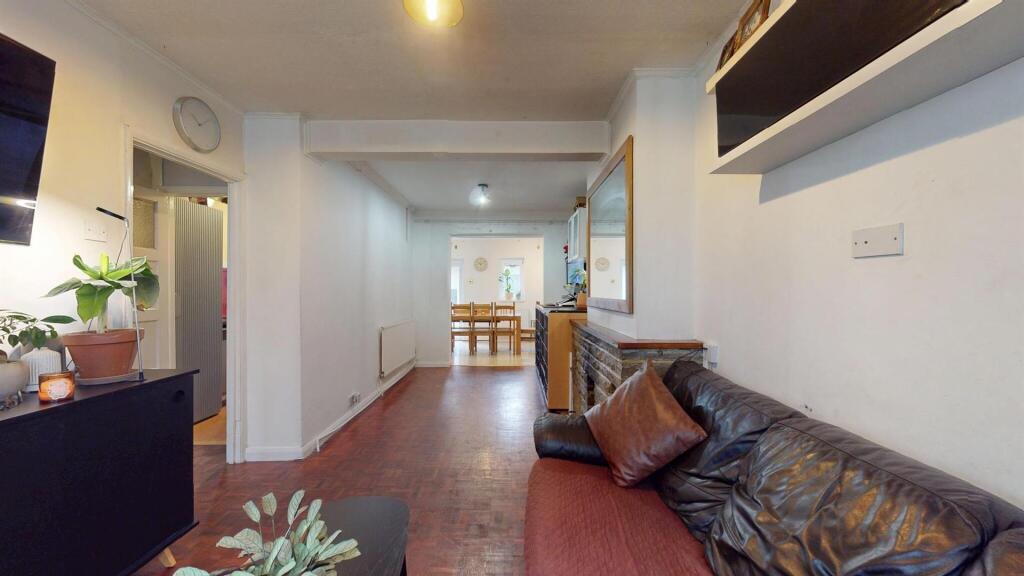 Property for sale by Barrain London