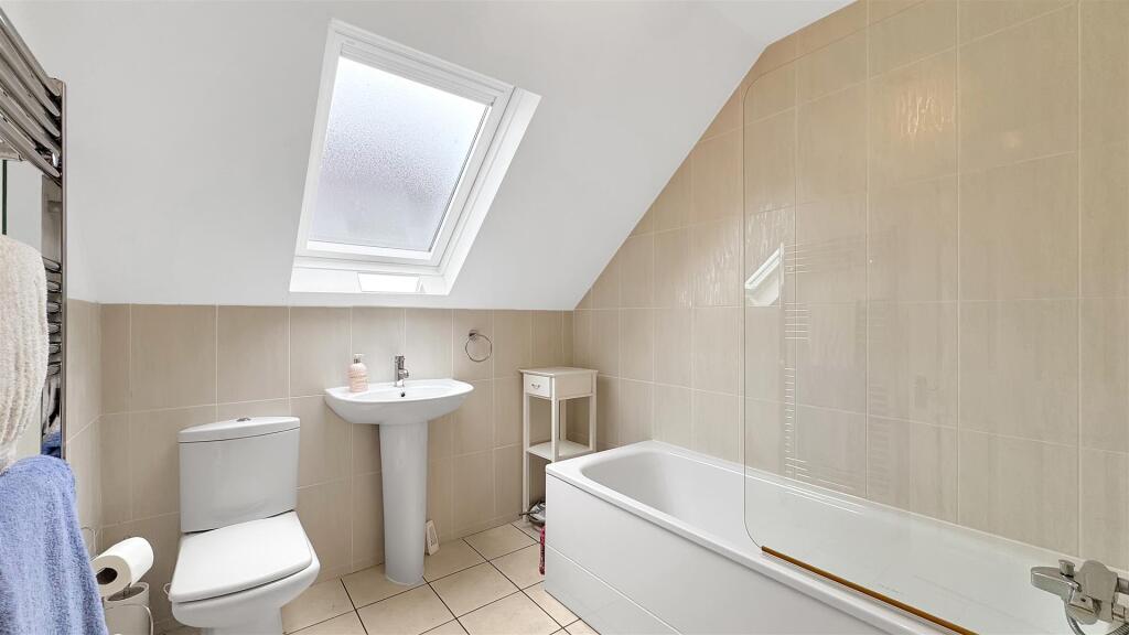 Main Bathroom