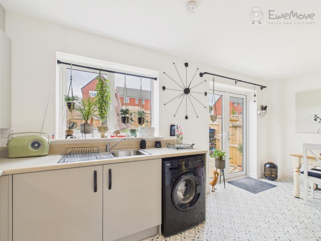 CAM03640G0-PR0059-STILL015