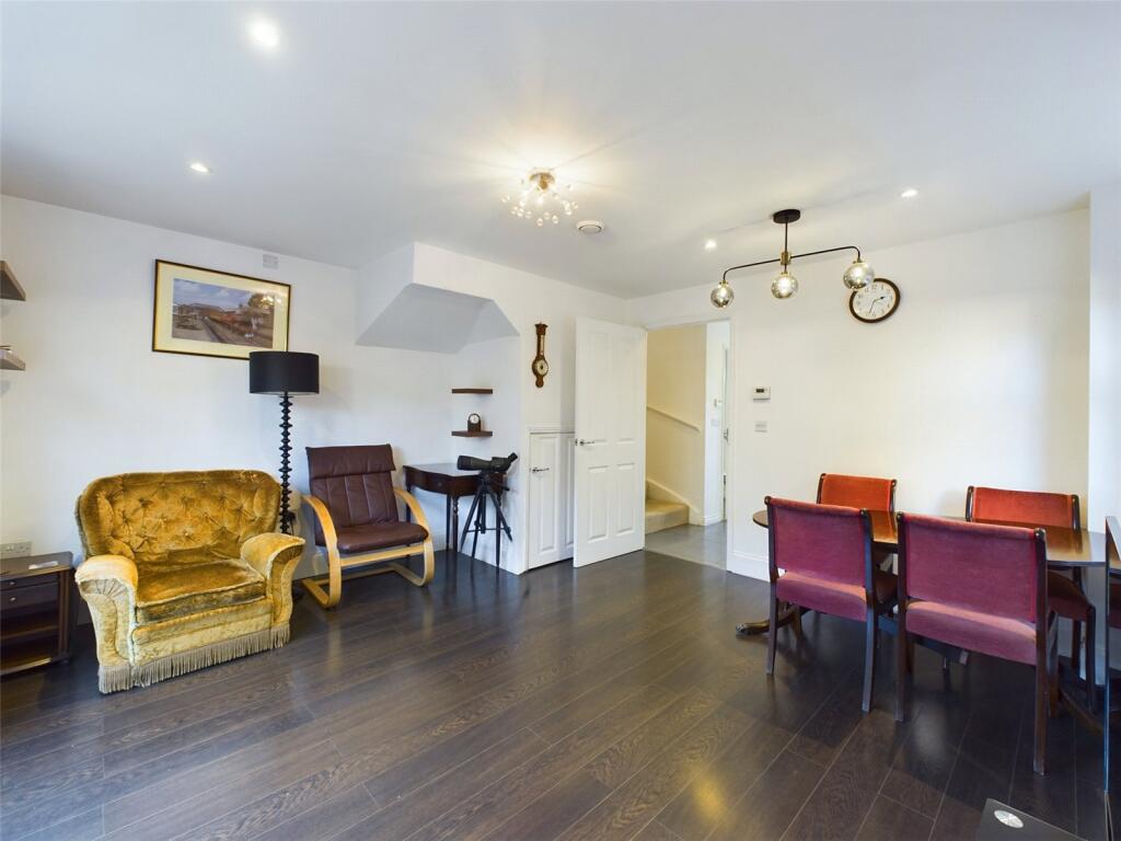 Living/Dining Room