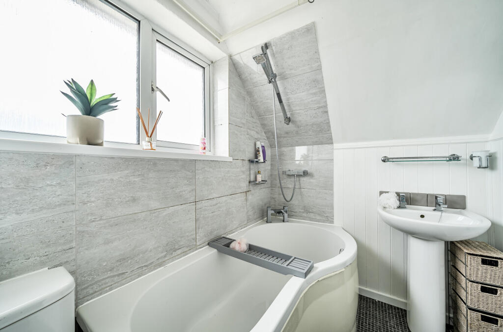 132432496877e31a8e842