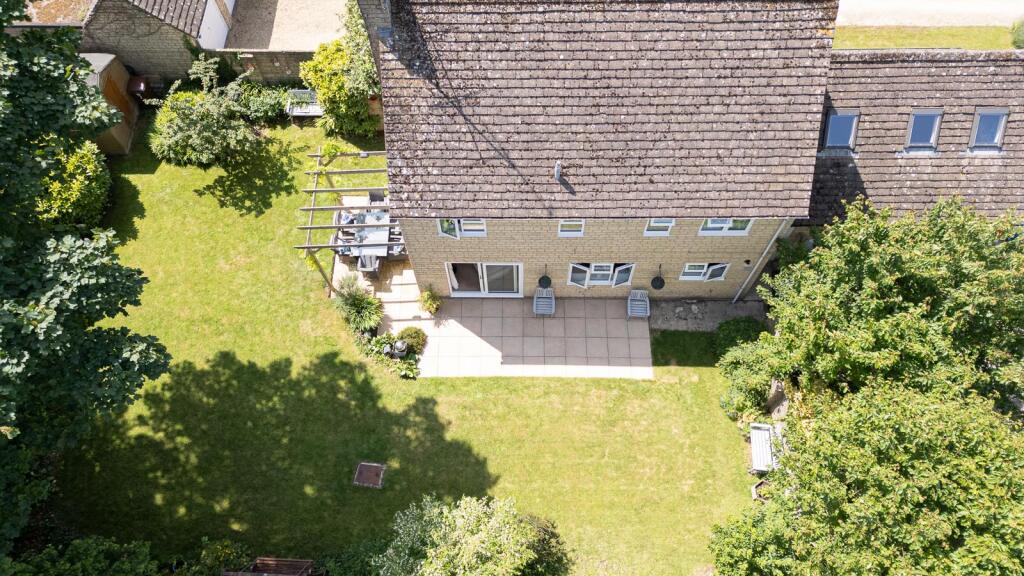 7 Bouverie Park-34.jpg