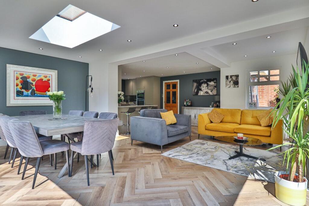 Kitchen, Family, Dining Room II